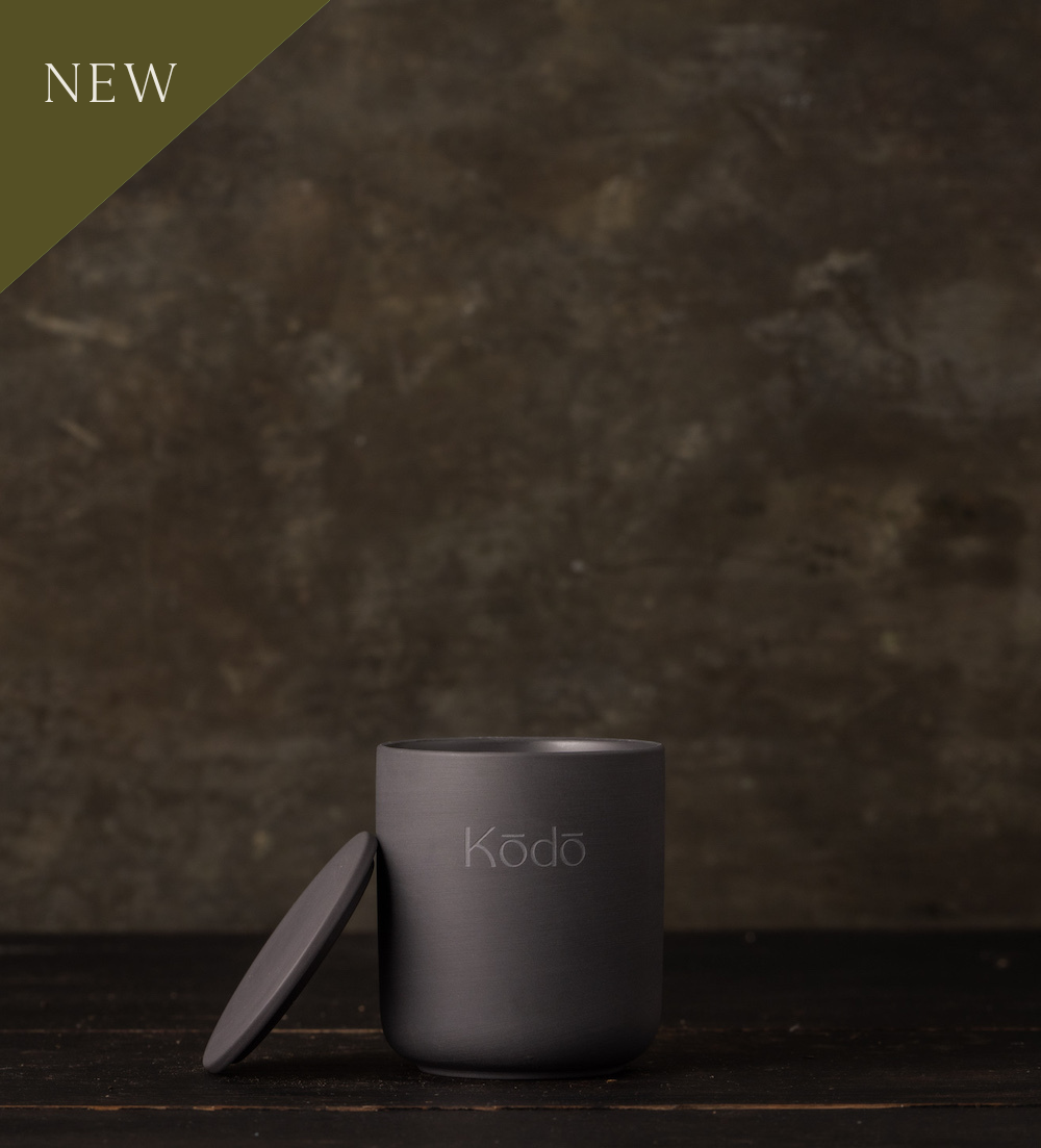 KANBI - CANDLE | DARK HONEY, TONKA OUD, BERGAMOT