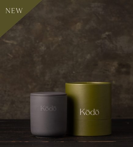 KANBI - CANDLE | DARK HONEY, TONKA OUD, BERGAMOT