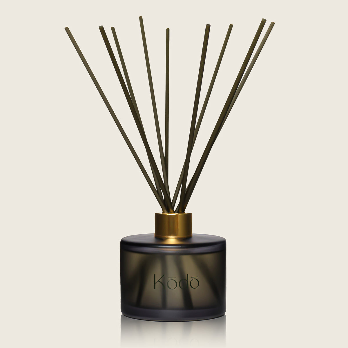 YOIN - DIFFUSER | LEATHER, ROSE ABSOLUTE, DRY TOBACCO